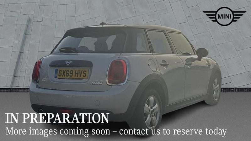 Used Mini Cooper Classic 134 HP (98 kW) 2019 Silver Hatchback