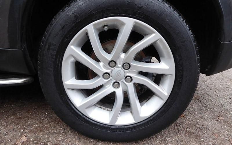 Used Land Rover Discovery Sport SE 179 HP (131 kW) 2019 SUV