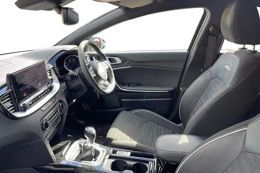 Used Kia ProCeed GT-Line 138 HP (101 kW) 2024 Grey Estate