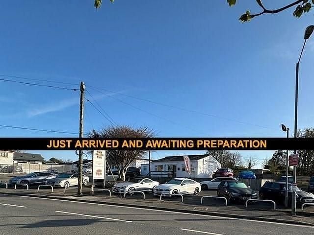 Used VW T-Roc SEL 150 HP (110 kW) 2018 Yellow SUV