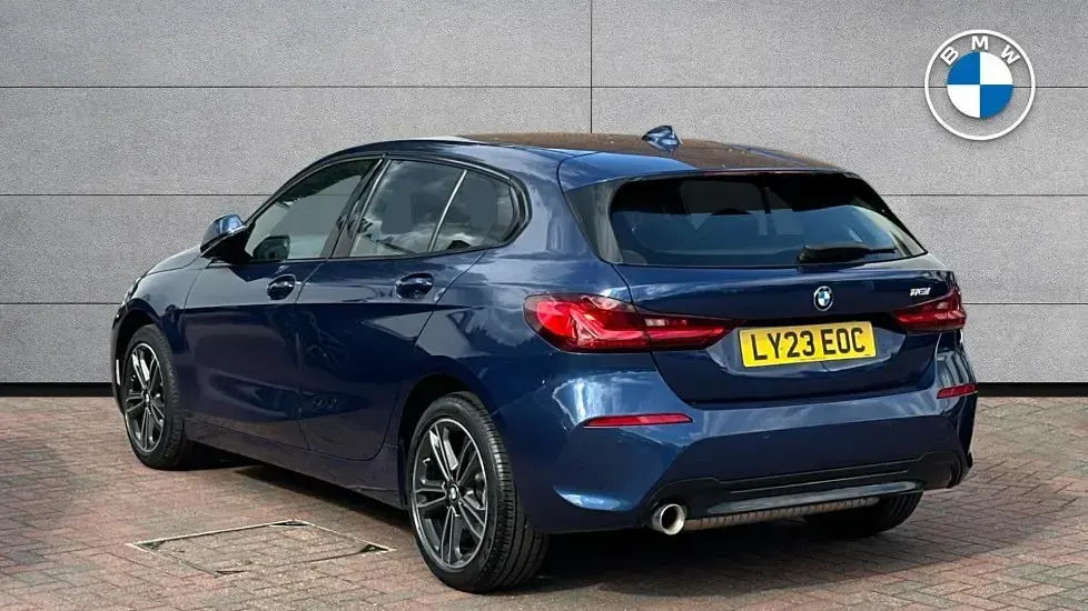 Used BMW 118 Sport Line 134 HP (98 kW) 2023 Blue
