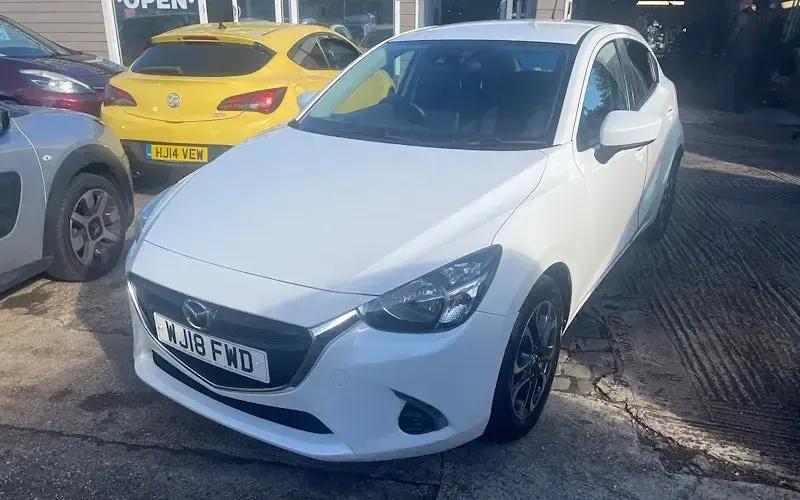 Used Mazda 2 Edition 90 HP (66 kW) 2017 Hatchback