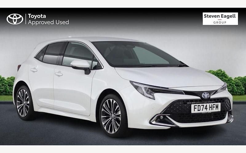 Used Toyota Corolla Design 140 HP (102 kW) 2026 Hatchback