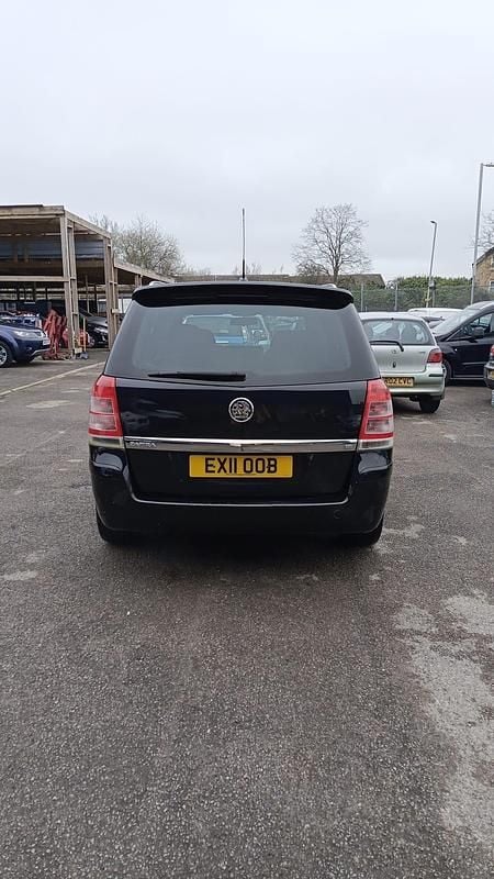 Used Vauxhall Zafira SRi 140 HP (102 kW) 2011 Black MPV