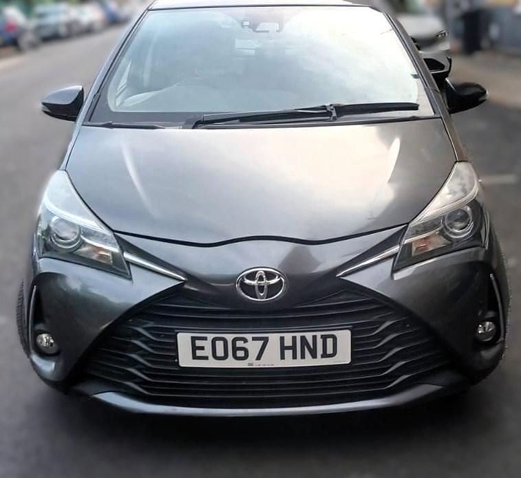 Grey Used 2017 Toyota Yaris Hatchback | £4,999 - Image 1/4