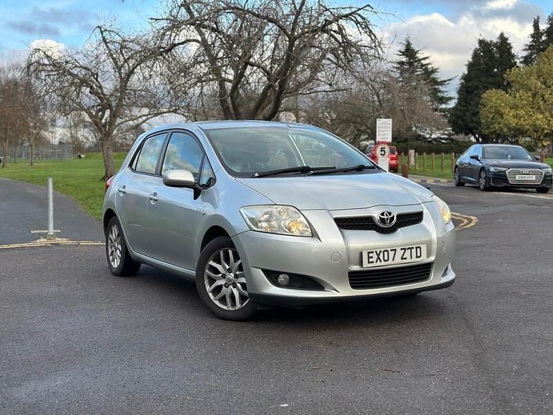 Silver Used 2007 Toyota Auris Hatchback | £990 (A bit pricey) - Image 1/4