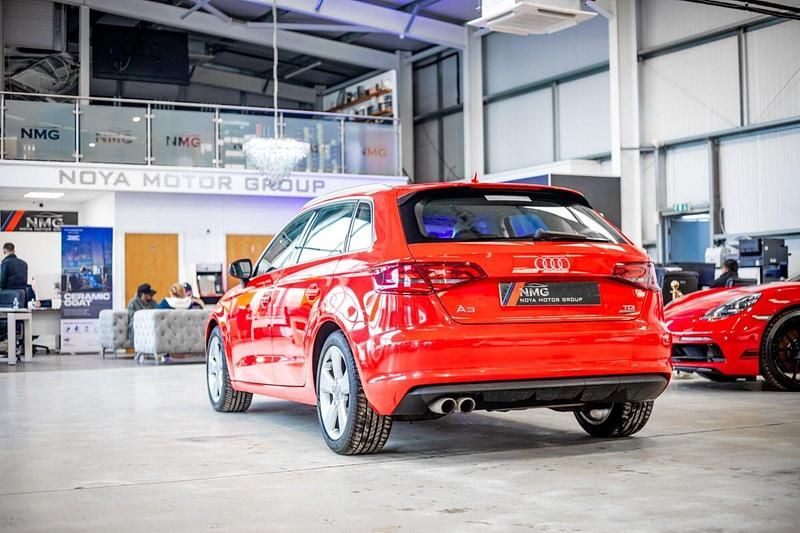Used Audi A3 Sportback Sport 184 HP (135 kW) 2015 Red Hatchback