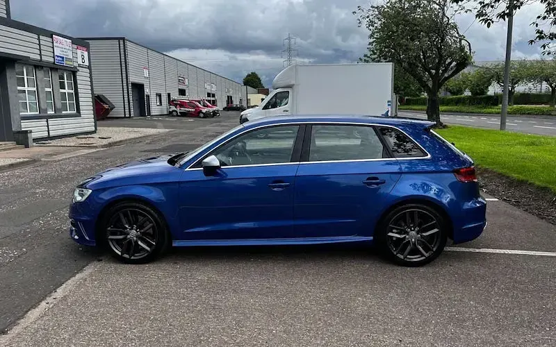 Used Audi S3 Sportback Performance 300 HP (220 kW) 2015 Blue Hatchback