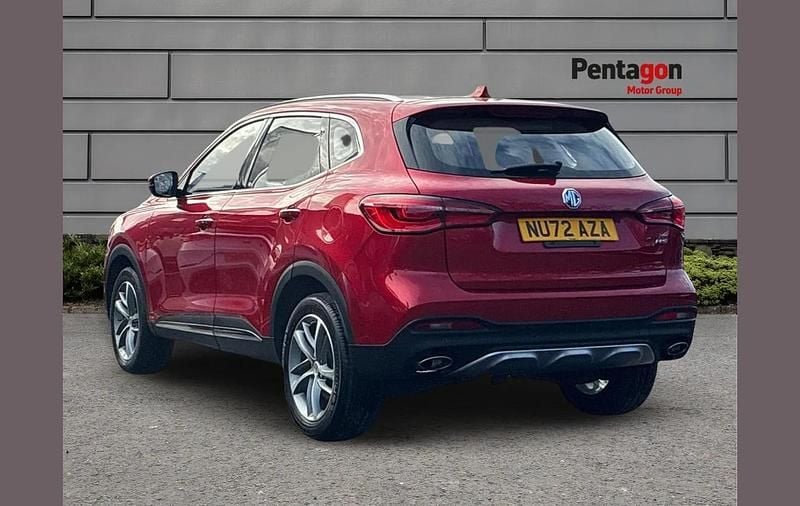 Used MG HS Excite 162 HP (119 kW) 2023 Red SUV