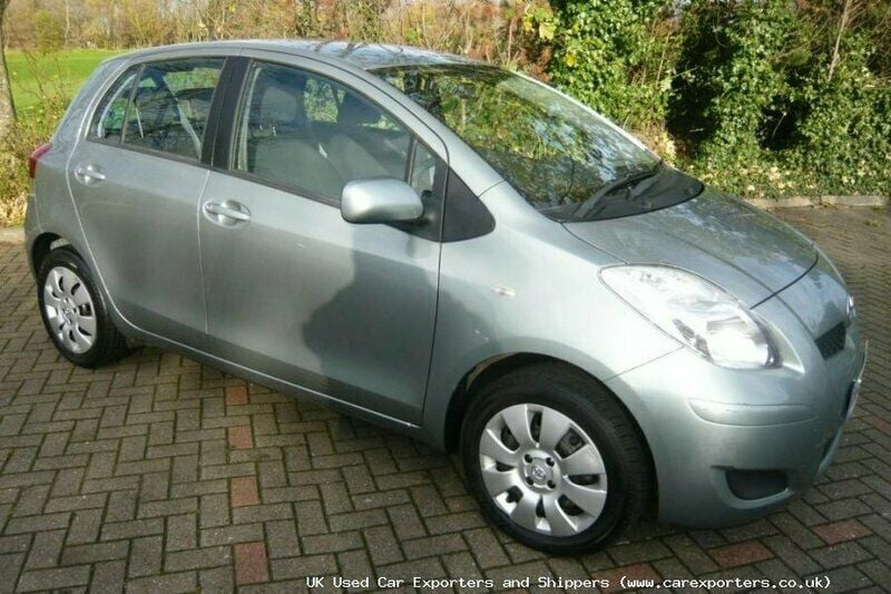 Begagnad Toyota Yaris 2009 Halvkombi