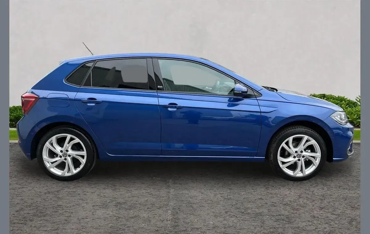 Used VW Polo Edition 95 HP (69 kW) 2026 Blue Hatchback