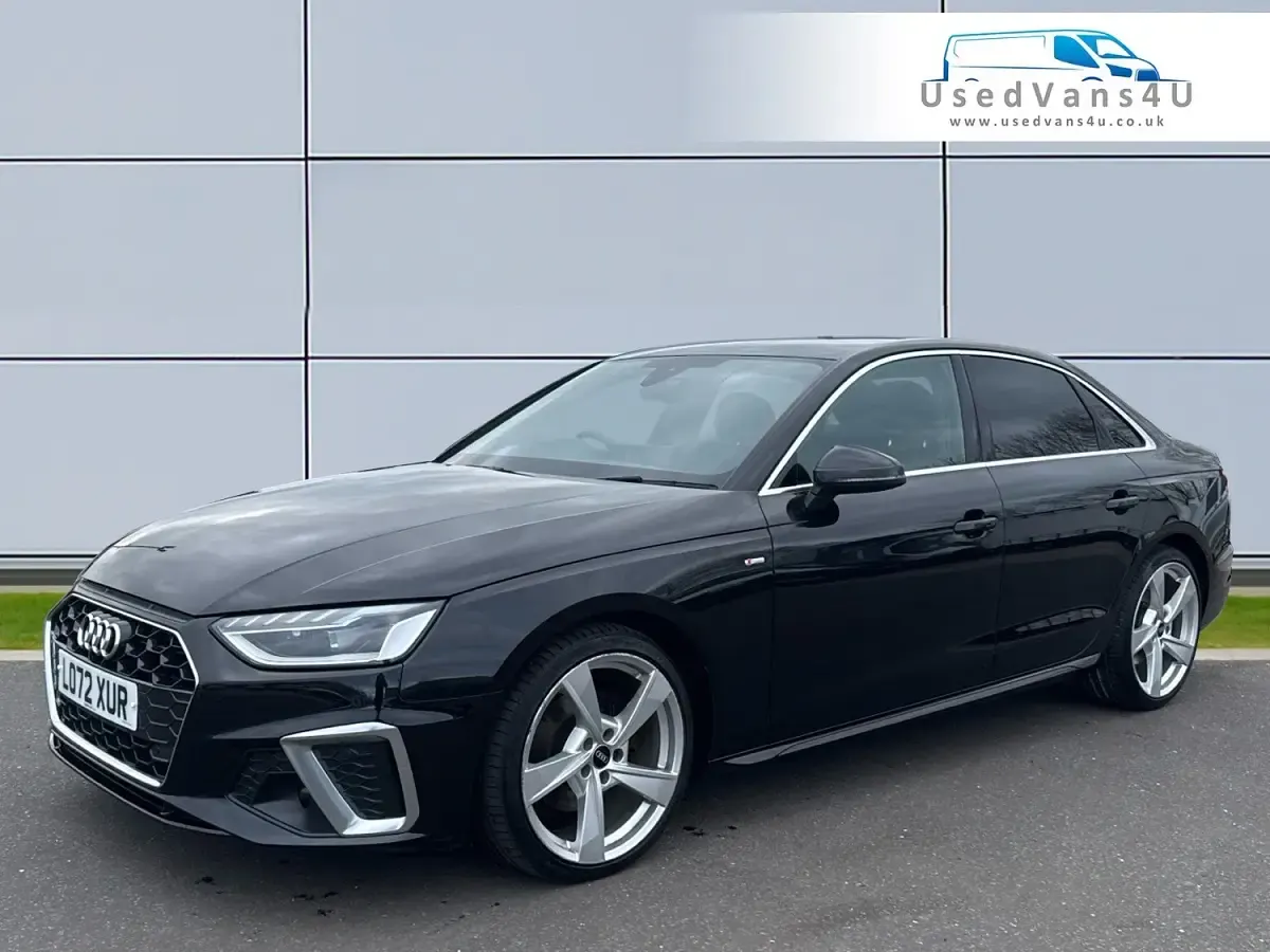 Second-hand Audi A4 S-Line 150 CP (110 kW) 2022 Negru Berlinǎ