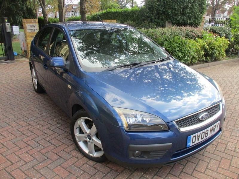 Begagnad Ford Focus Zetec 2008 Blå Halvkombi