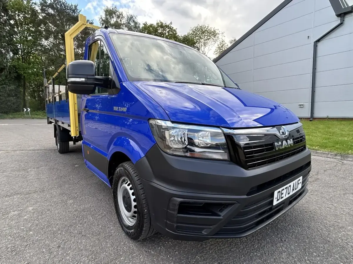 Second-hand MAN TGE 140 CP (102 kW) 2020 Albastru Van