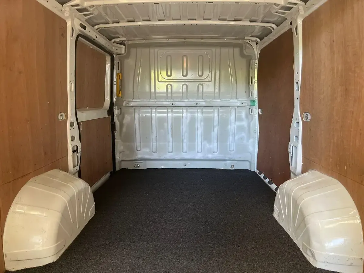 Used Peugeot Boxer 110 HP (80 kW) 2026 White Van