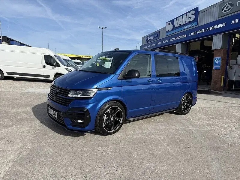 Used VW T7 Highline 2024 Ravenna blue Van