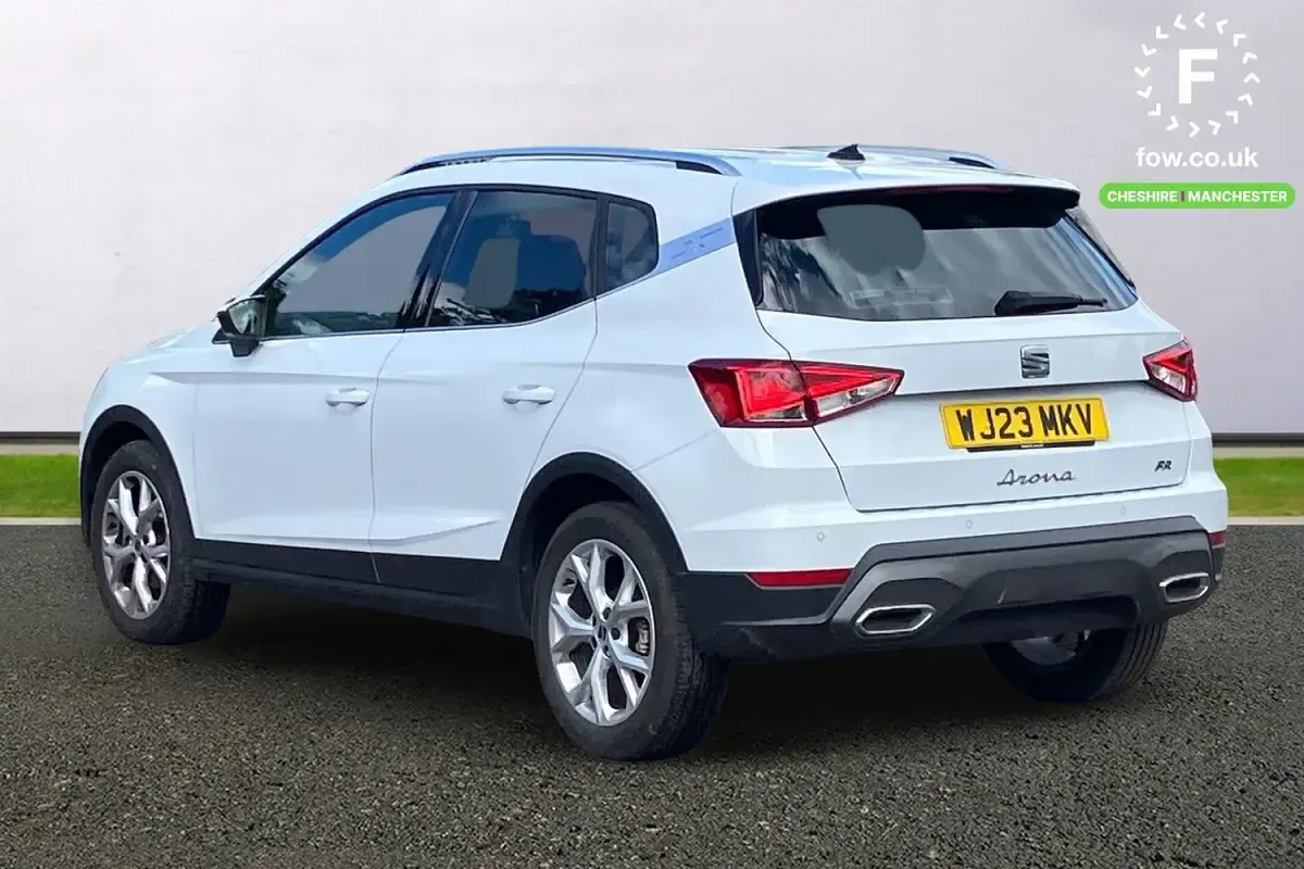 Used Seat Arona FR 150 HP (110 kW) 2023 White SUV