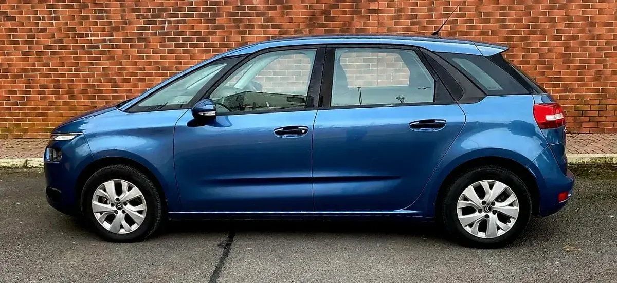 Used Citroën C4 Picasso VTR Sport 2015 Blue MPV