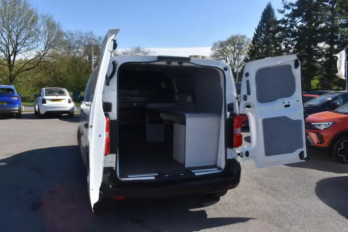 Used Peugeot Expert Premium 2022 White Van