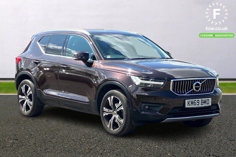 Bronze Used 2019 Volvo XC40 Inscription SUV | £18,099 (Good price) - Image 1/3