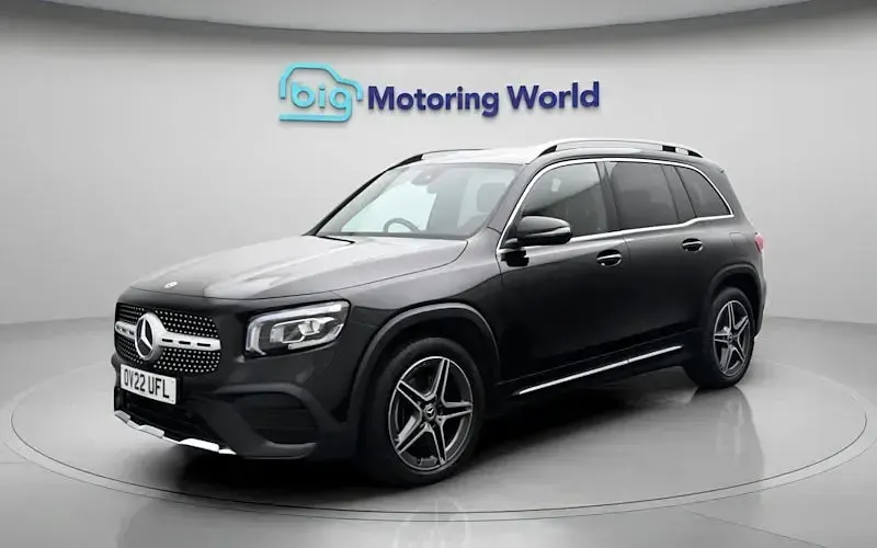 Second-hand Mercedes GLB200 AMG line 163 CP (119 kW) 2022 Negru SUV