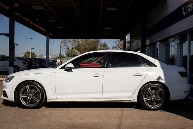 Used Audi A4 S-Line 150 HP (110 kW) 2018 Sedan