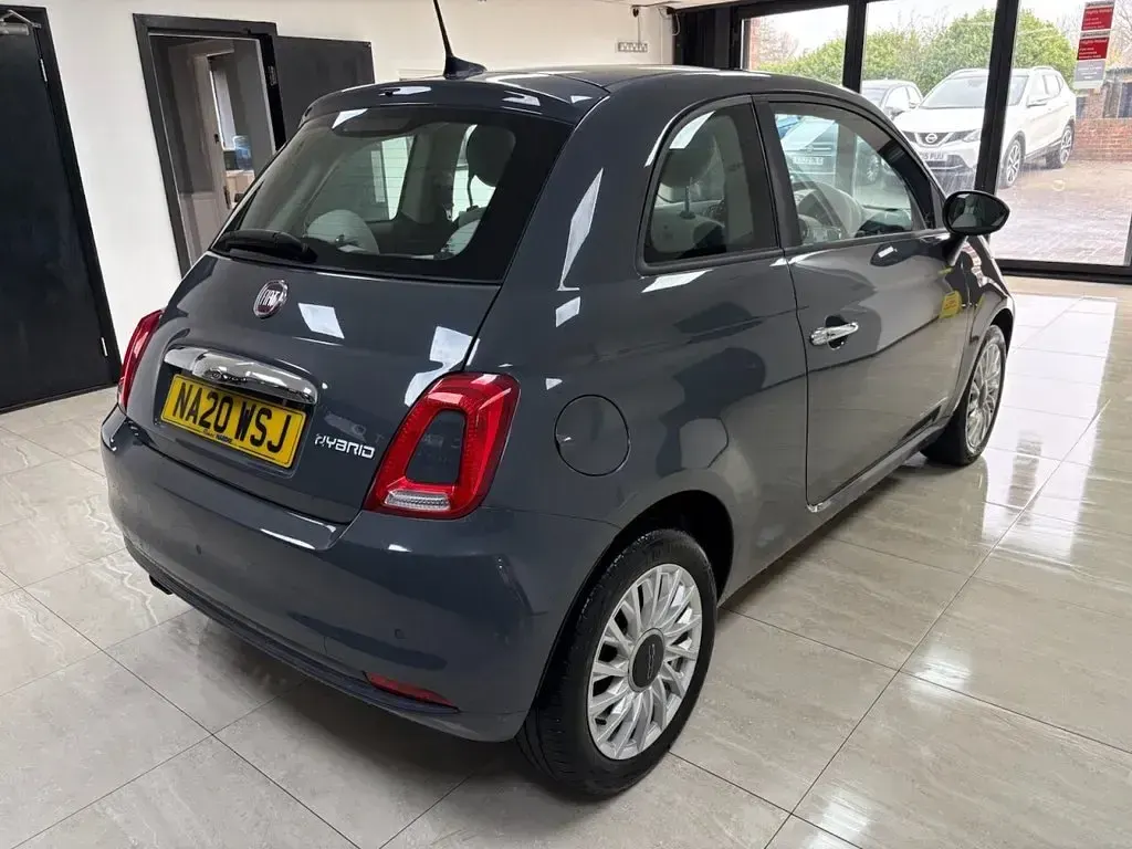 Used Fiat 500 Lounge 70 HP (51 kW) 2020 Grey Hatchback