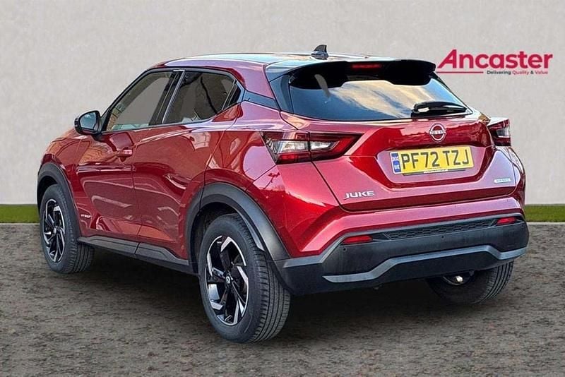 Used Nissan Juke N-Connecta 143 HP (105 kW) 2023 Red SUV