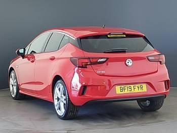 Used Vauxhall Astra SRi 150 HP (110 kW) 2019 Red Hatchback