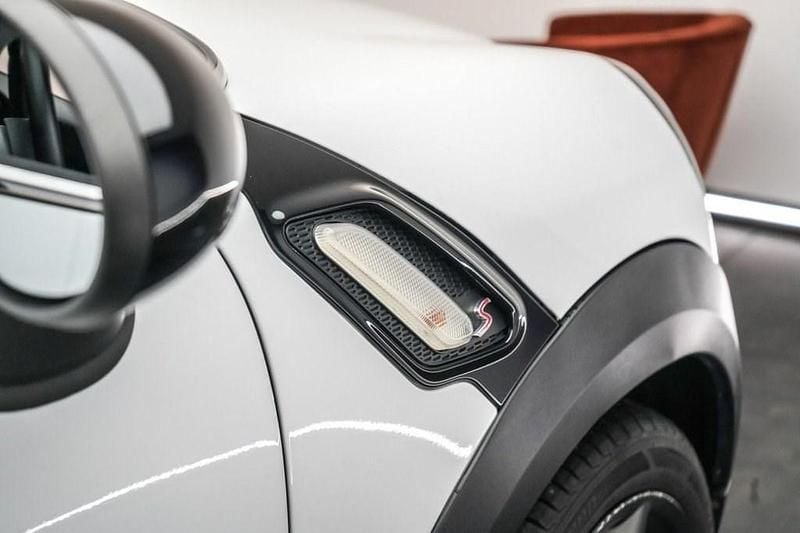 Used Mini Cooper S Coupé 2016 White Coupe