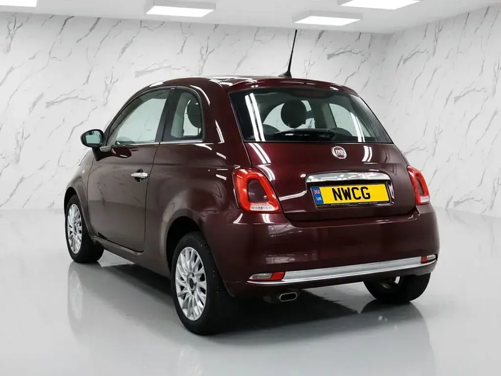 Used Fiat 500 Lounge 69 HP (50 kW) 2019 Red Hatchback