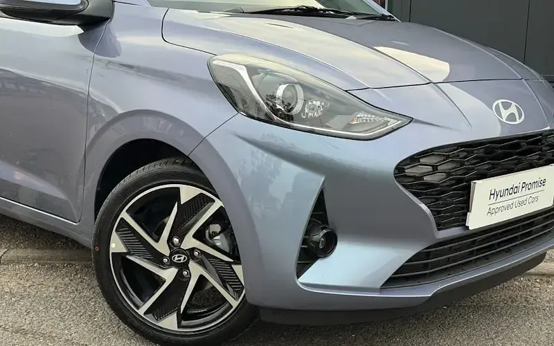 Novo Hyundai i10 Premium 79 HP (58 kW) 2026 Verde Citadino