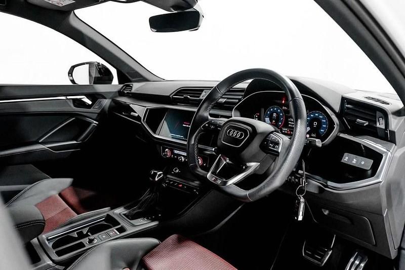 Used Audi Q3 Sportback Black Edition 150 HP (110 kW) 2021 White SUV