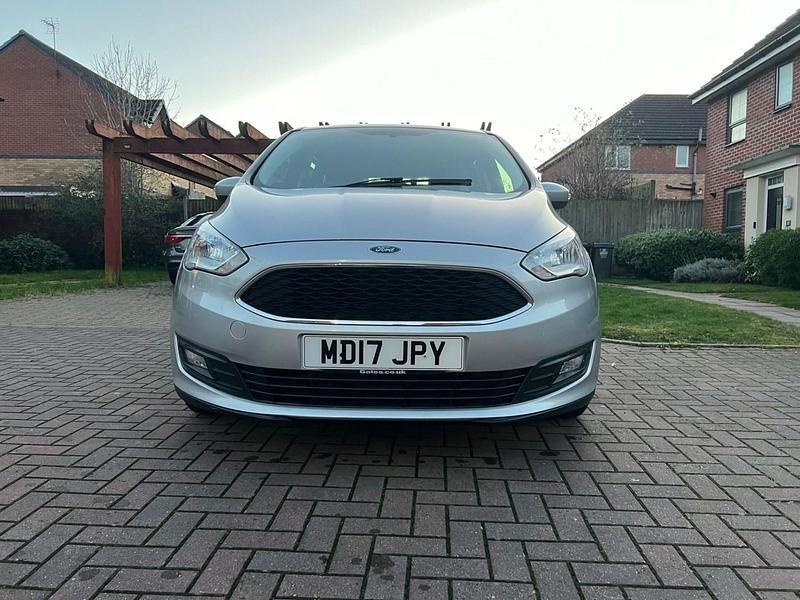 Usado Ford C-MAX Zetec 2017 Prateado Monovolume