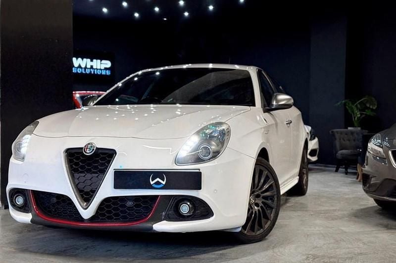 White Used 2016 Alfa Romeo Giulietta Veloce Hatchback | £10,489 (Fair price) - Image 1/1