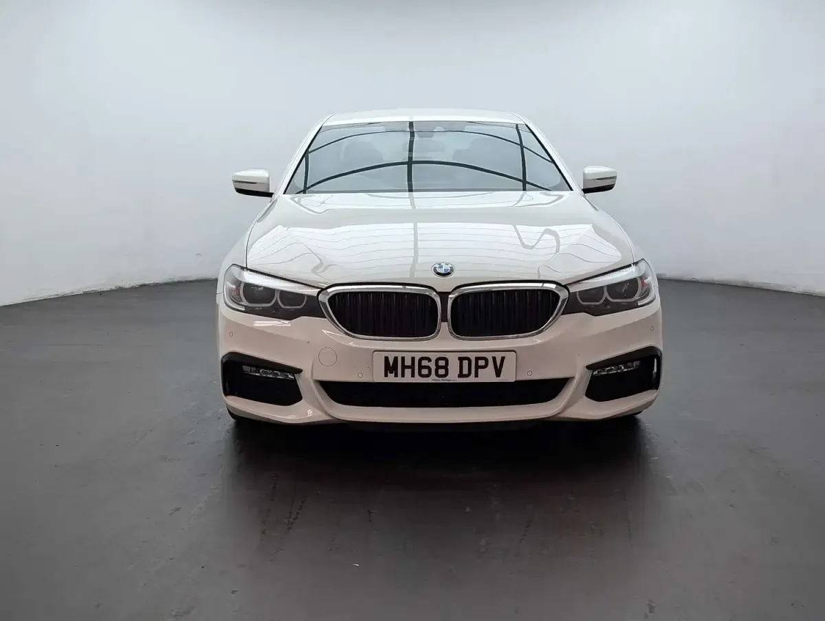 Used BMW 520 M Sport 181 HP (133 kW) 2019 White Sedan