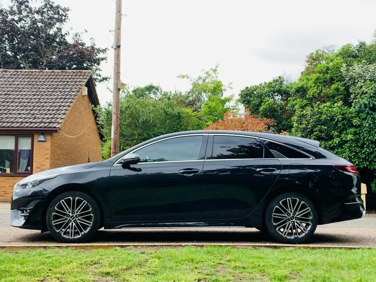 Used Kia ProCeed GT-Line 2022 Black Estate