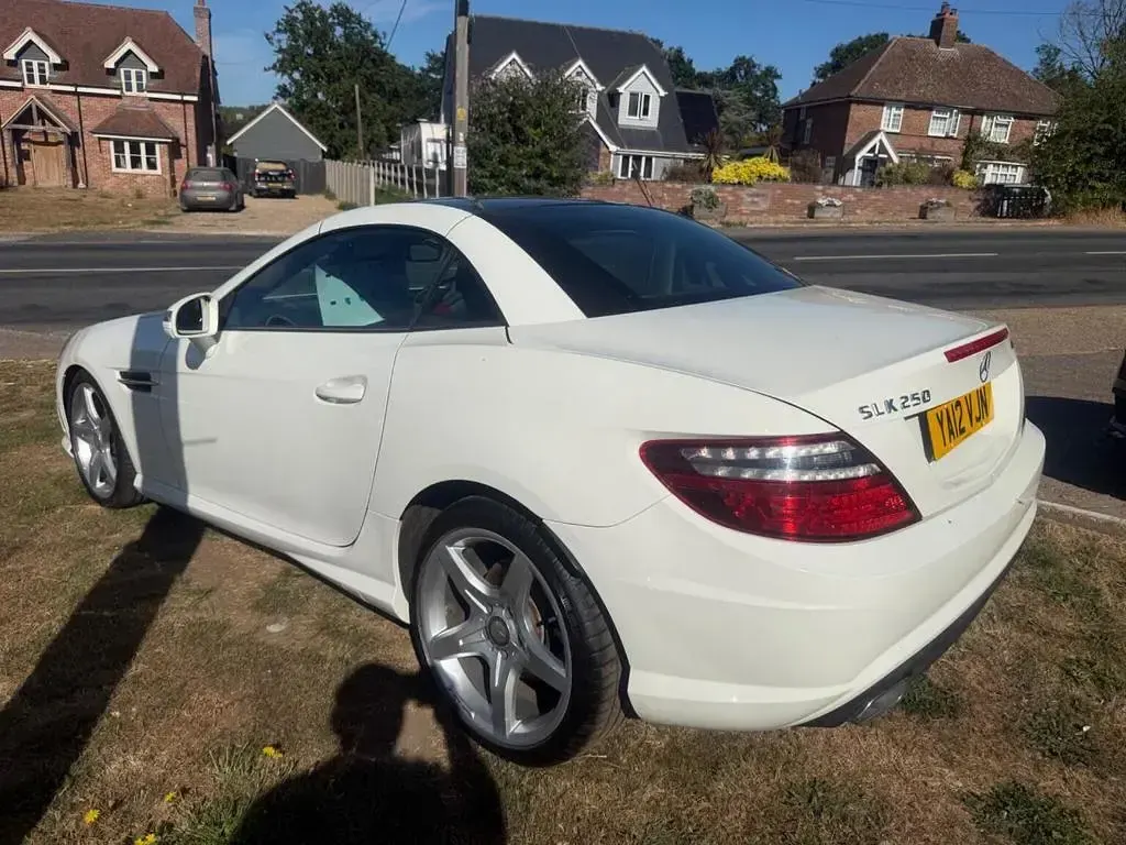 Used Mercedes SLK250 AMG 2012 White Cabriolet