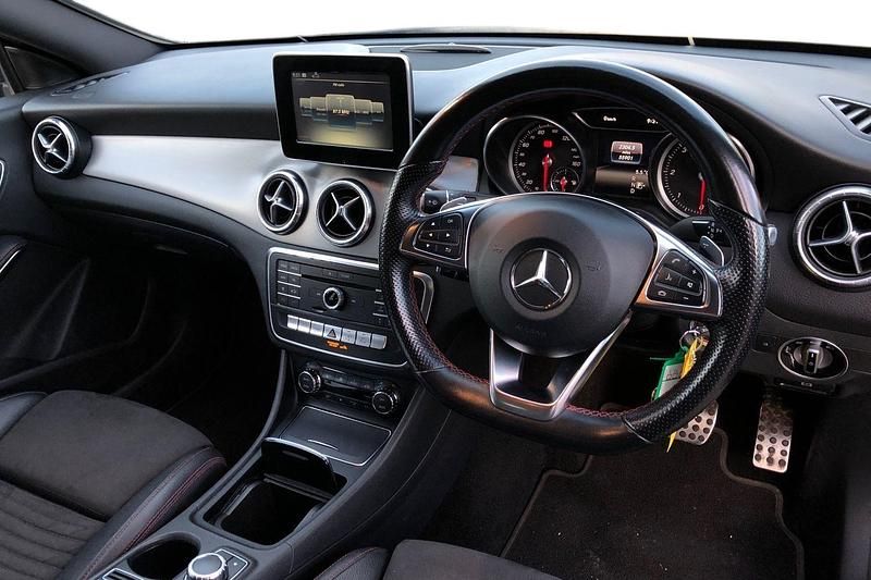 Used Mercedes CLA220 Active 177 HP (130 kW) 2017 Black Sedan