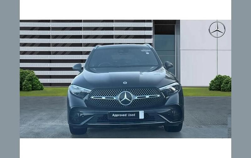 Used Mercedes GLC300e AMG Line Premium Plus 254 HP (186 kW) 2025 Black SUV