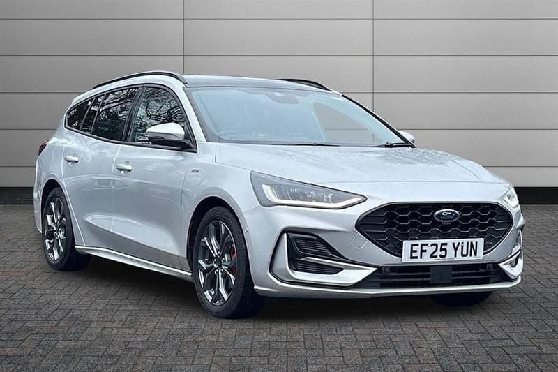 Silver Used 2025 Ford Focus ST-Line Estate | £20,100 (Fair price) - Image 1/4