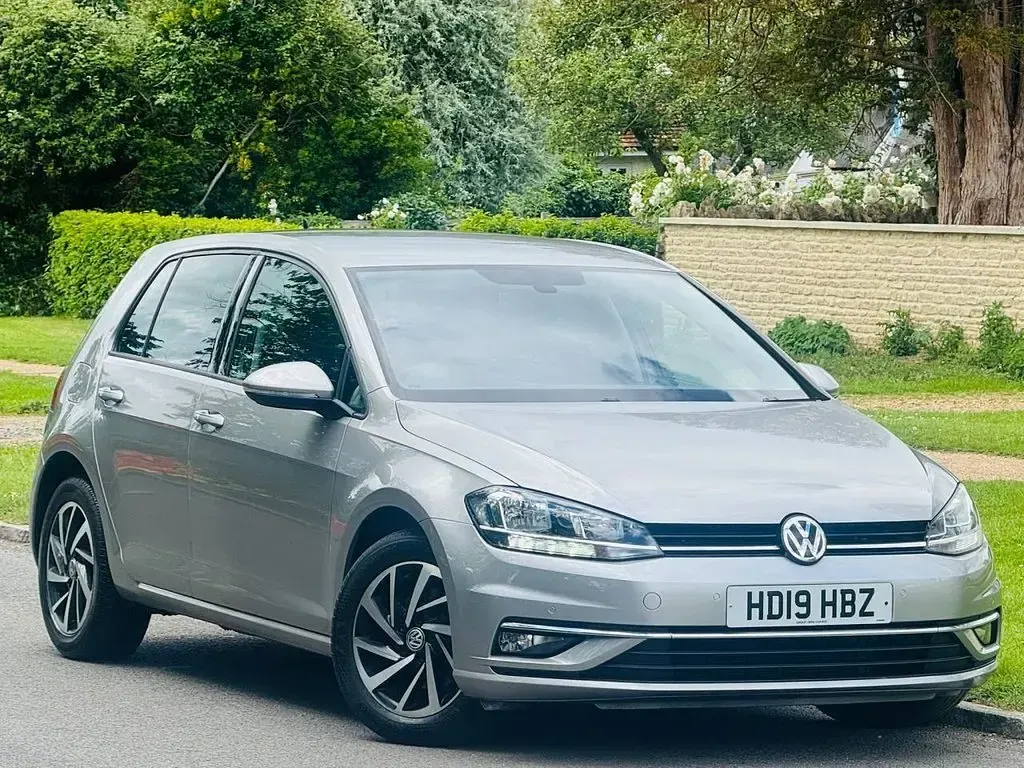 Used VW Golf VII Match 115 HP (84 kW) 2019 Silver Hatchback