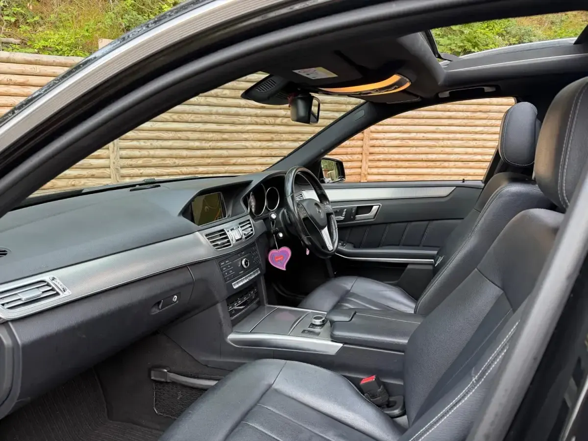 Used Mercedes E220 Premium 2015 Black Estate