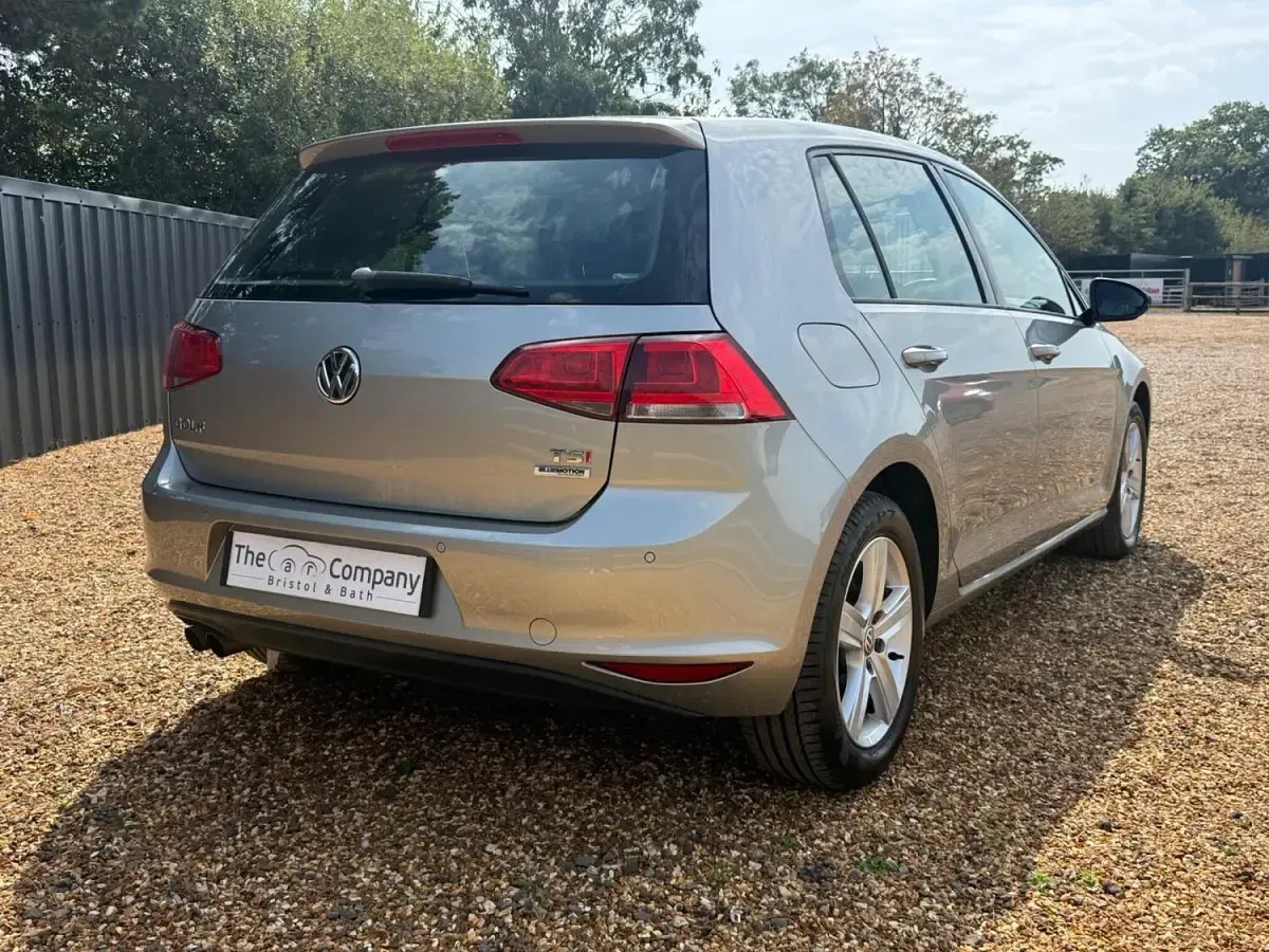 Used VW Golf VII Match 120 HP (88 kW) 2015 Silver Hatchback