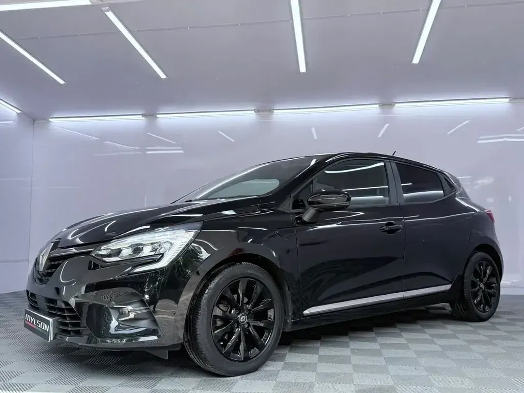Used Renault Clio Iconic 101 HP (74 kW) 2019 Black Hatchback