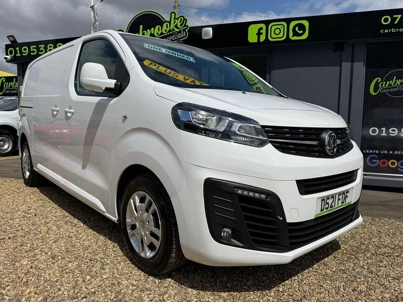 Gebraucht Vauxhall Vivaro Sportive 120 PS (88 kW) 2021 Weiß Van / Kleinbus