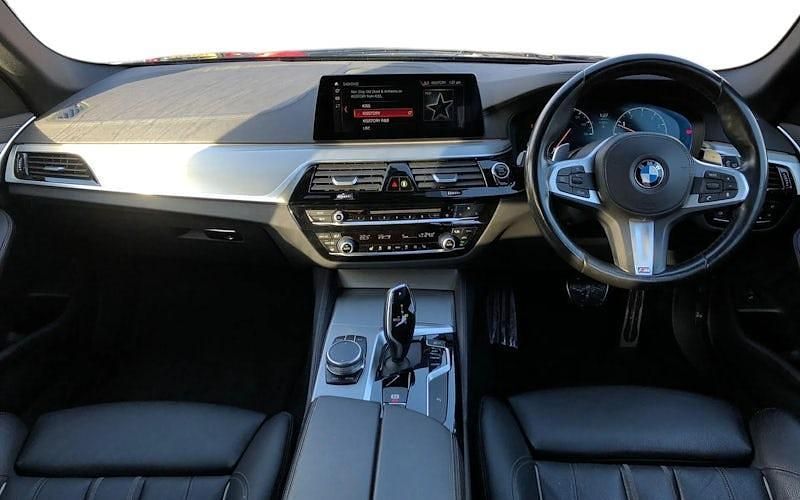 Used BMW 520 M Sport 184 HP (135 kW) 2020 Black Estate