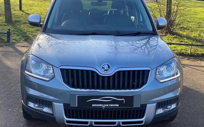 Used Skoda Yeti Outdoor Drive 110 HP (80 kW) 2016 SUV