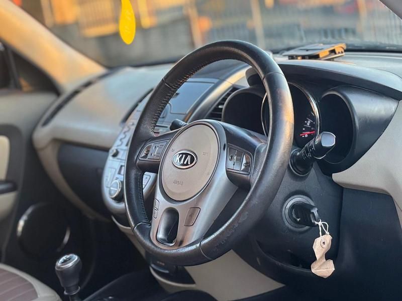 Used Kia Soul 2011 Green SUV