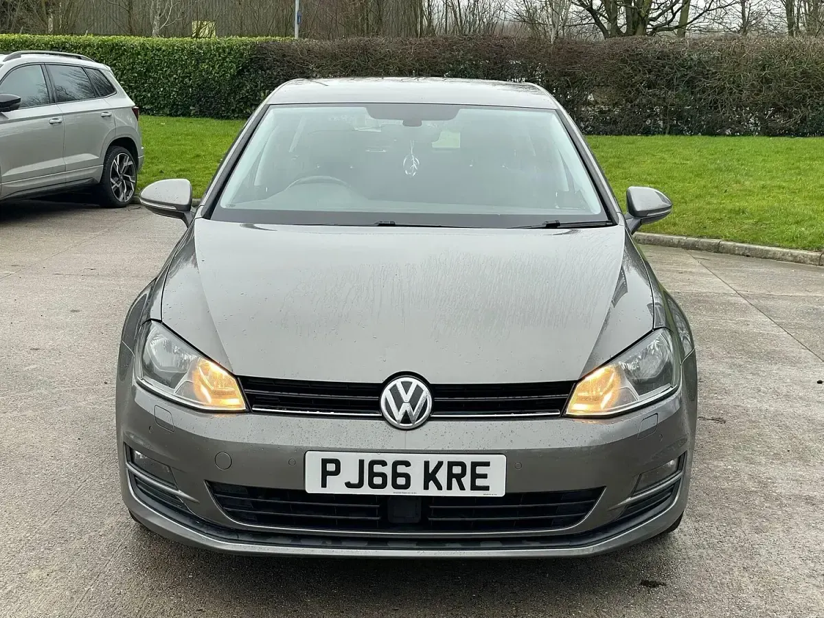 Used VW Golf VII Edition 110 HP (80 kW) 2016 Grey Hatchback